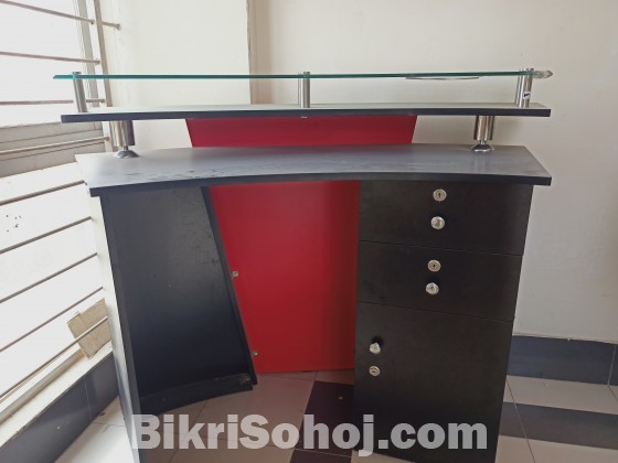 Reception Desk